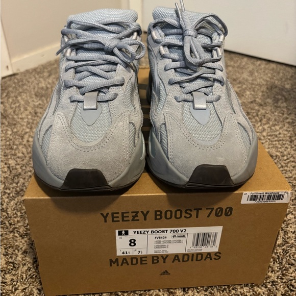 Adidas Yeezy boost 700 V2 ‘Hospital Blue’ Sz 8 men’s like New in box. - Picture 4 of 10